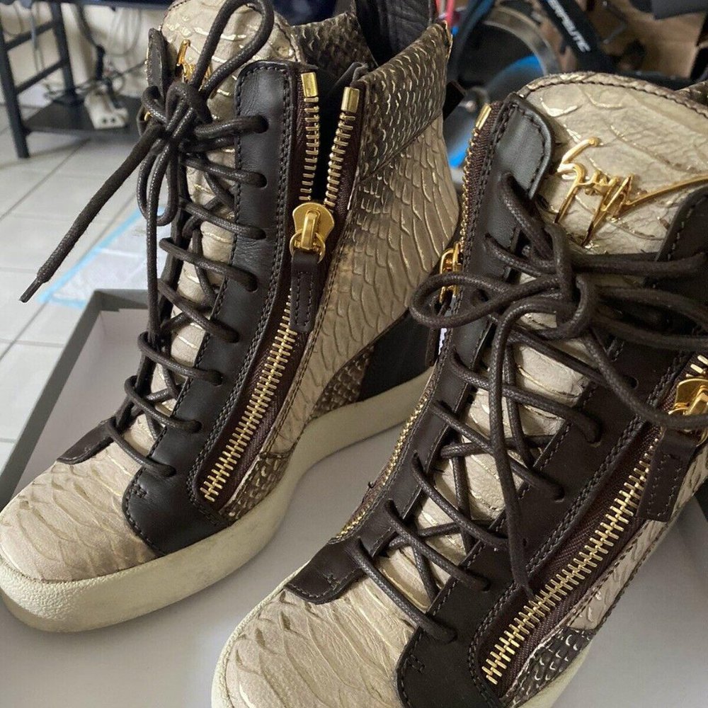 Giuseppe Zanotti  leather ankle boots